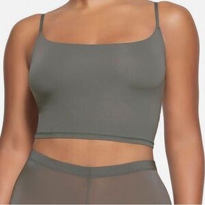 NWT skims fits everybody cami tank